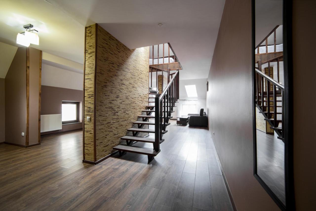 Apartments On Mitny Square Liov Exterior foto