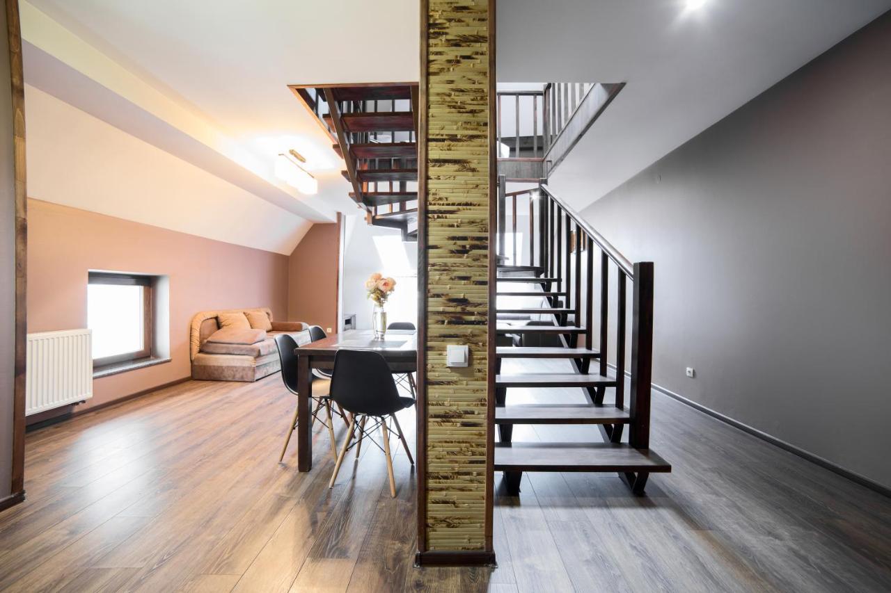 Apartments On Mitny Square Liov Exterior foto